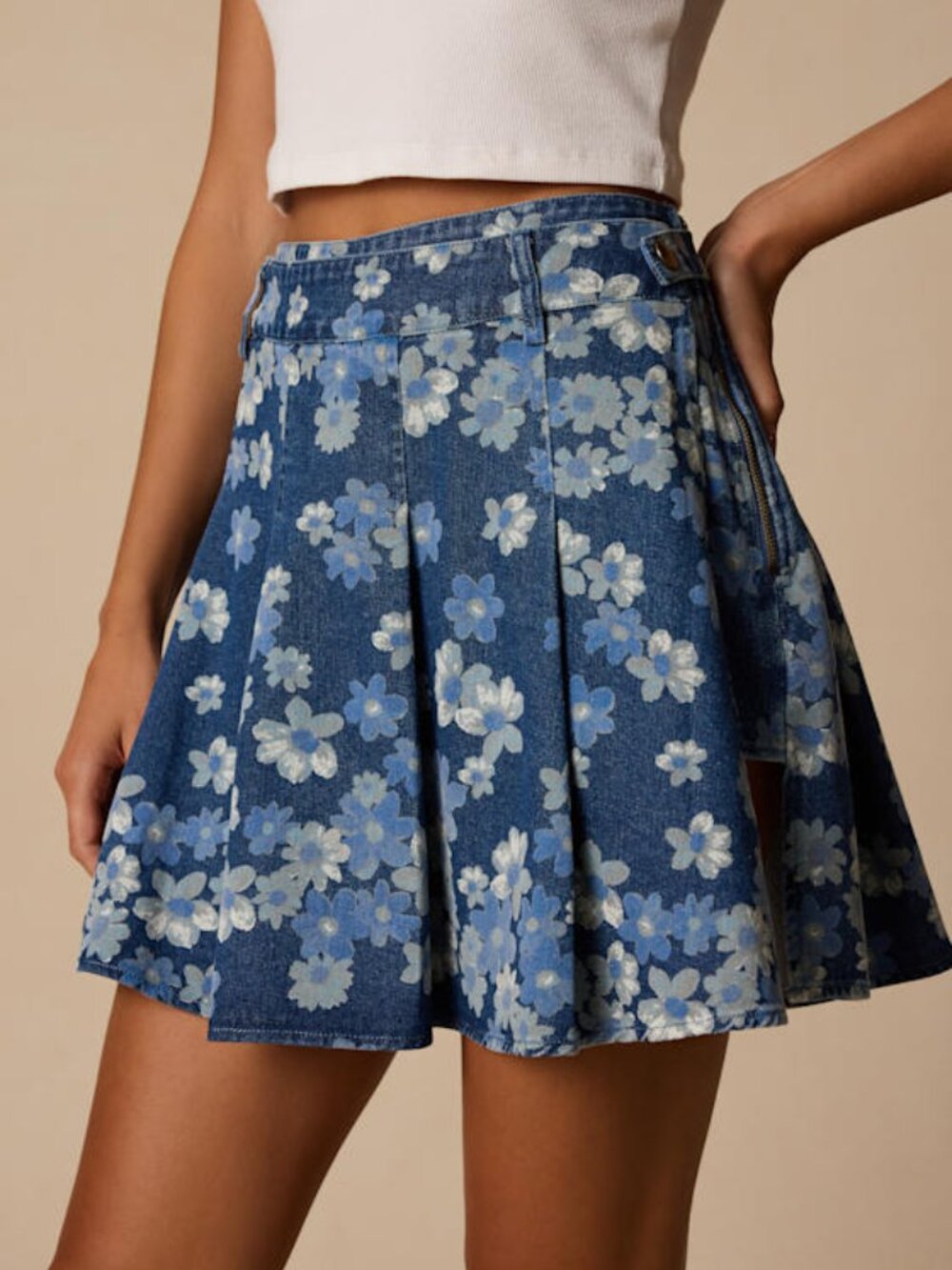 Lulus Cohen Medium Wash Floral Denim Pleated Skort Blue - Size S